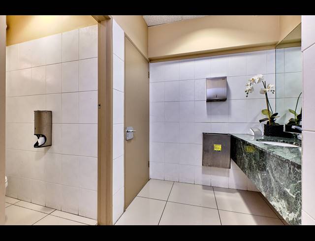 400M² OFFICE FOR SALE IN WOODMEAD